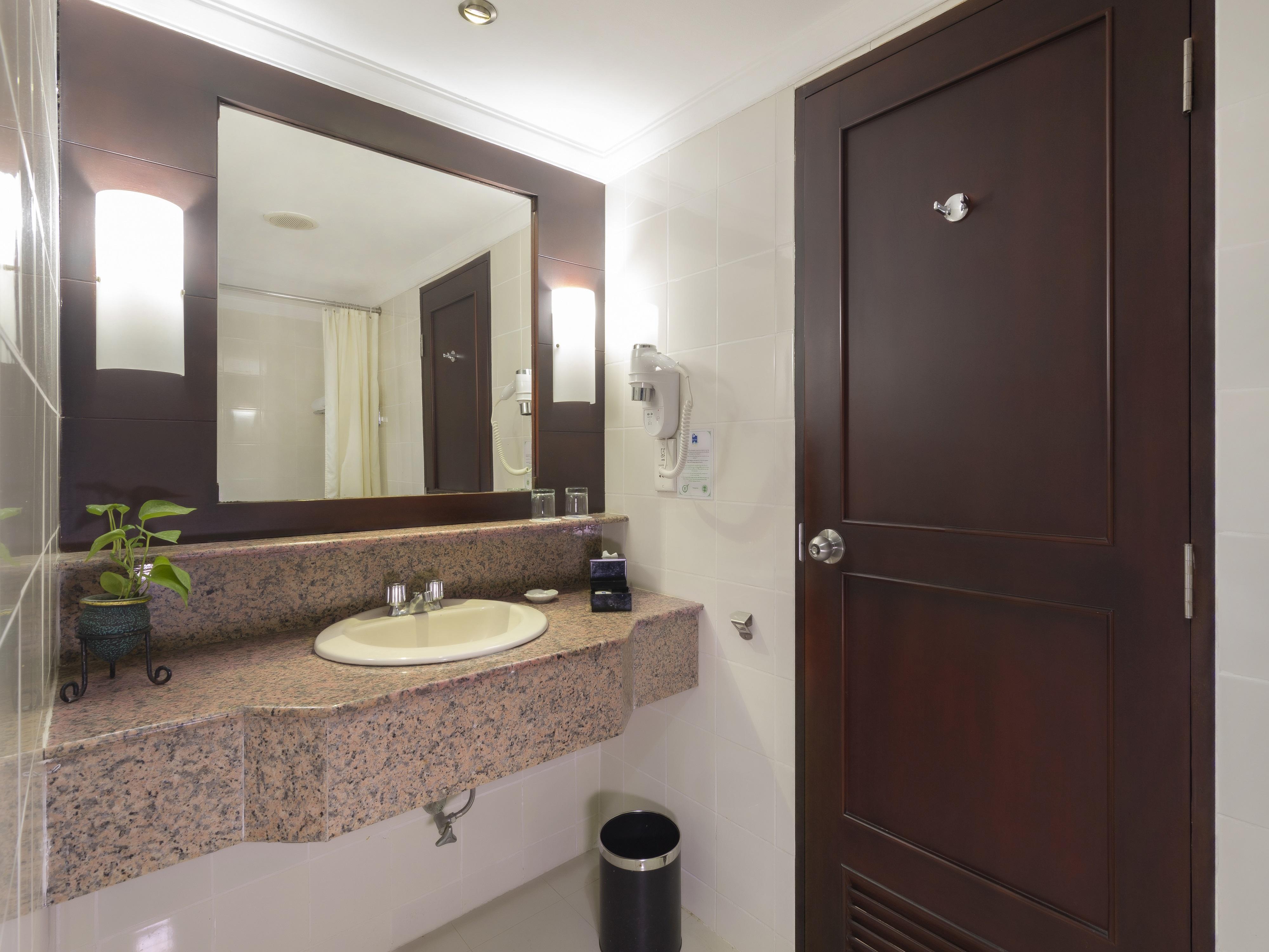 Blue Sky Hotel Balikpapan מראה חיצוני תמונה