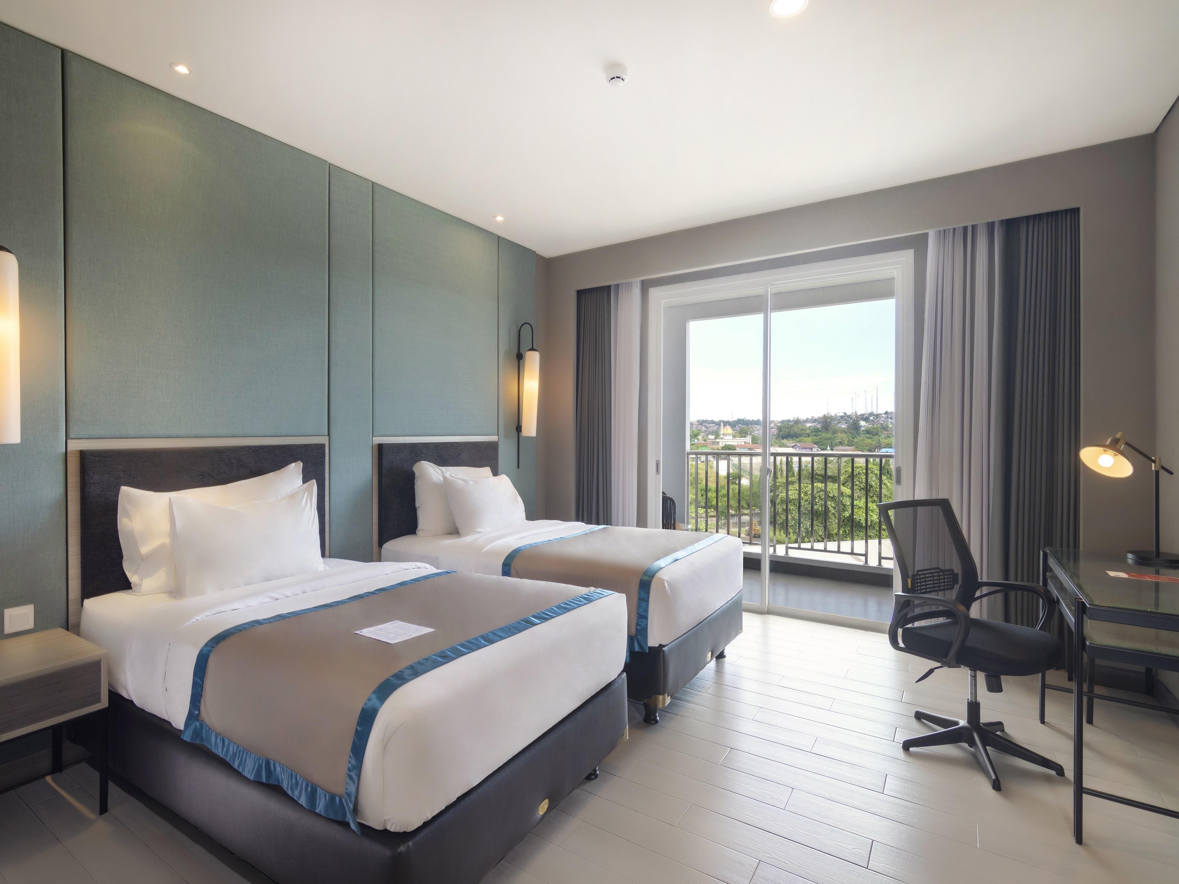 Blue Sky Hotel Balikpapan מראה חיצוני תמונה